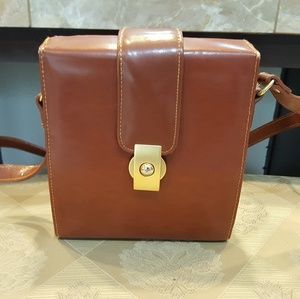 Light brown purse